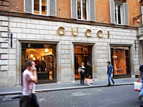 via dei condotti roma gucci|via dei condotti shopping.